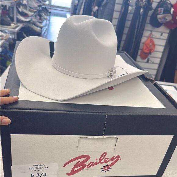 BAILEY BRAND NEW COWBOY HAT - Picture 5 of 10